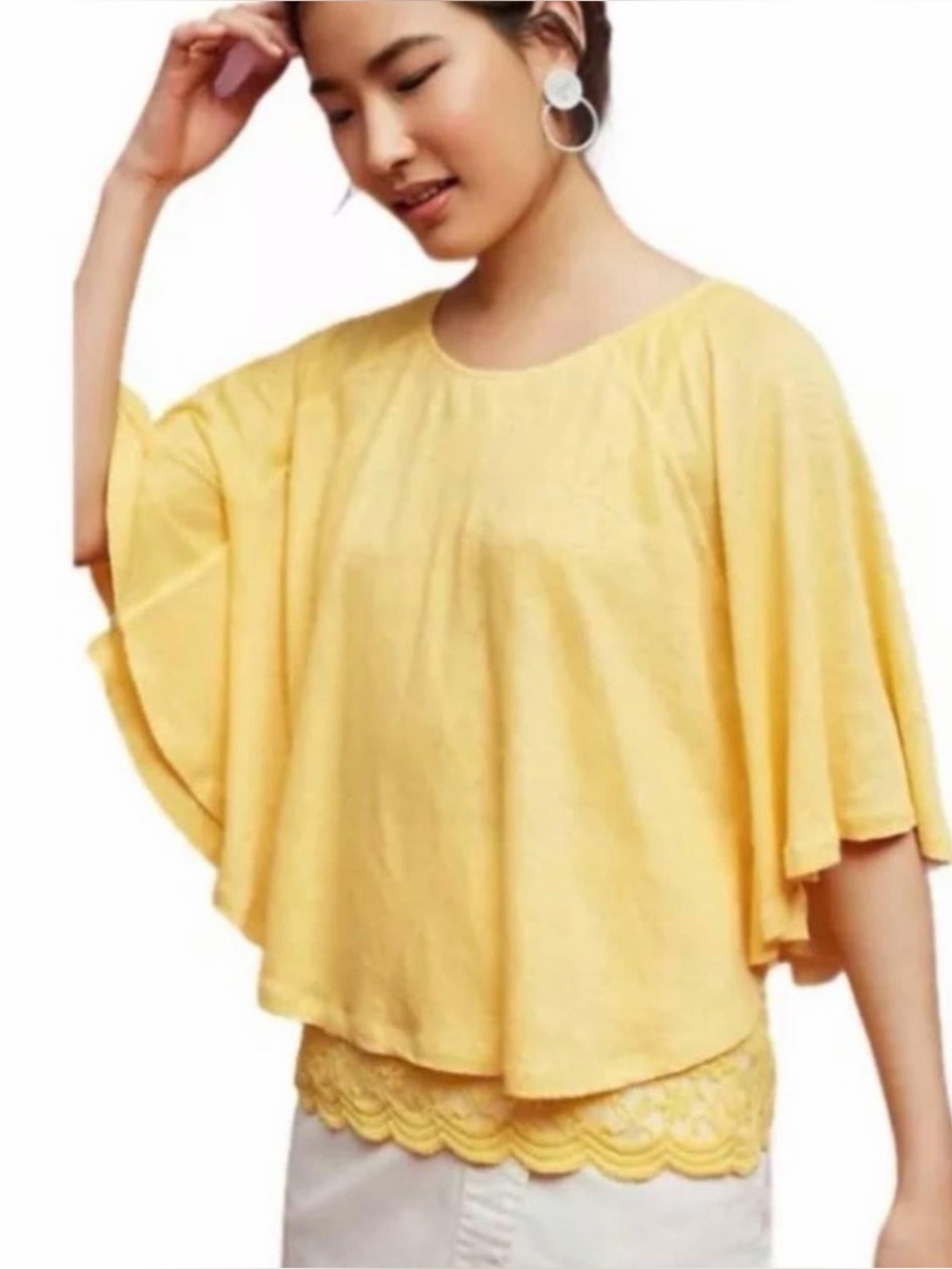 Anthropologie akemi + kin yellow flowing top size small lace tank attached